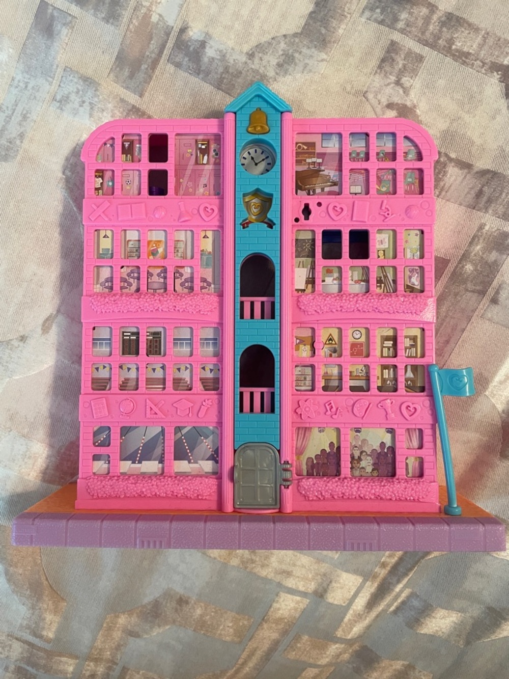 Polly Pocket Pollyville Tiny Mighty Middle School building only